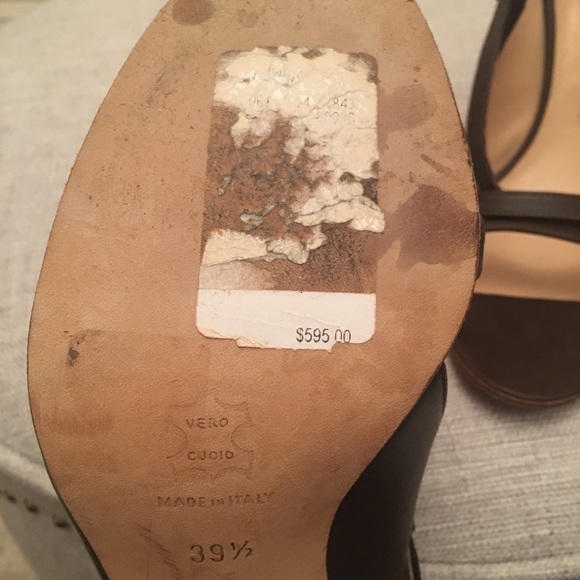 Manolo Blahnik Brown Leather Sandals - Picture 3 of 4